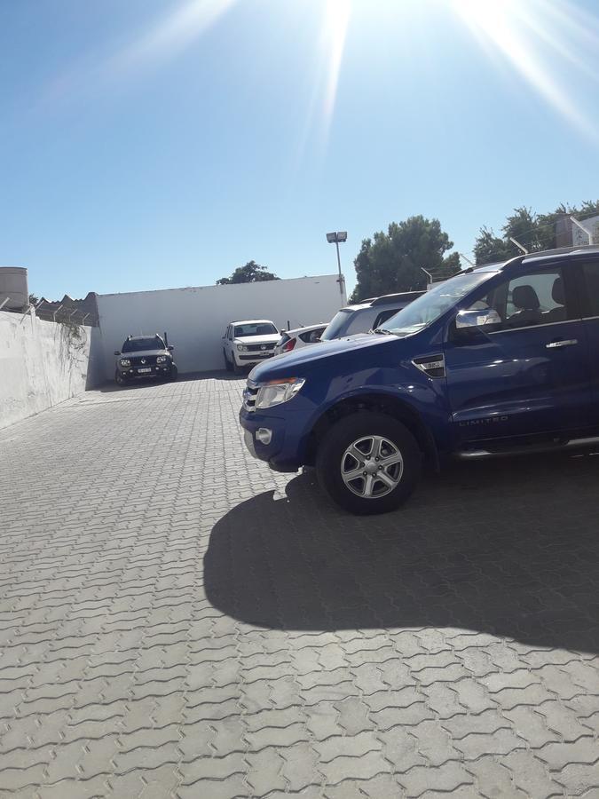 Hotel Tandil ปูแอร์โตมาดริน ภายนอก รูปภาพ